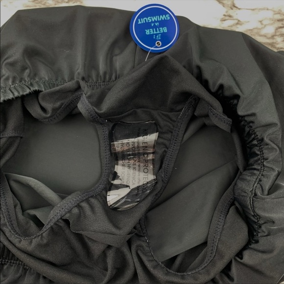 Black swim shorts - Picture 4 of 6